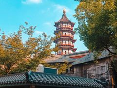 -绳金塔