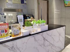 -奈雪的茶(亨特国际广场店)