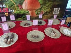 -滇釜火锅·能喝汤的火锅(车公庄店)