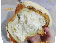 豆乳麻薯奶油瀑布包-好利来(桂林路店)