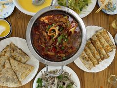 -溢心园香河肉饼总店