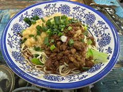 豌豆杂酱面-喻味豌杂牛筋面(融创滨江壹号观麓台店)