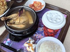 -皇室宴会厅(香港迪士尼乐园)