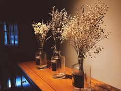 -Whisper Bar 