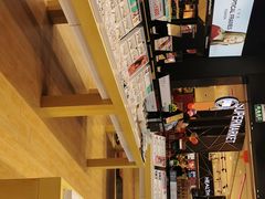 -LOHO眼镜(北京朝北大悦城店)
