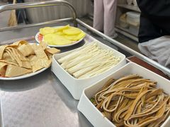 -肖婷姐大铁锅重庆火锅(南湖店)