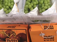 -上海龙吴水胜海发市场