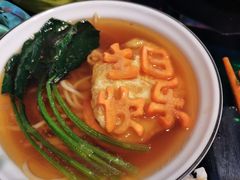 -唯爱KTV聚会餐厅(仙林东城汇店)
