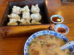 -张家巷美食(南浔店)
