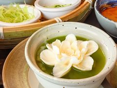 抹茶浮奶花-包整·丝娃娃(一览甲秀楼风景店)