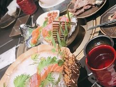 -山川小町·极番烧肉(新地假日广场店)