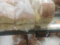 -新月蛋糕西点专卖店(大麦街店)