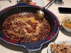 -何师傅美蛙鱼头(汉街店)