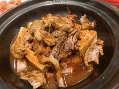 -东豪园林海鲜酒家(南港路辅路店)