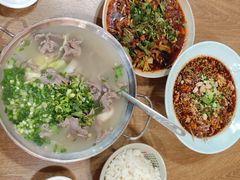 -杨三孃跷脚牛肉(美洲花园店)