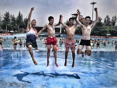 -欢乐水魔方水世界