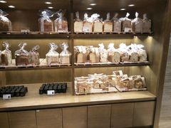 零售区-巴黎贝甜(银城东苑店)