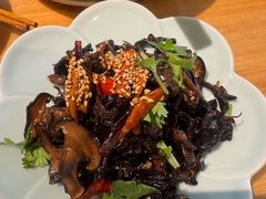 -山茶云南菜(永安里店)