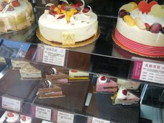 -苹果花园(龙漕路店)