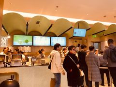 -奈雪的茶(亨特国际广场店)