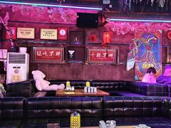 -喜鹊音乐酒馆(西街店)