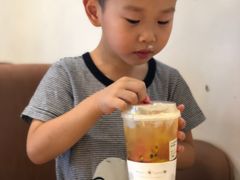 -奈雪的茶(湖滨银泰in77C区PRO店)