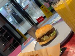 -必胜客(周浦万达店)