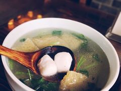 香菜鱼圆汤-双塔老饭店