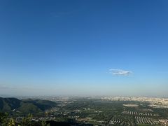 -鬼笑石后山停车场
