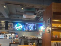 大堂-JINNS锦时 steak&pizza(浸信会礼拜堂旧址店)