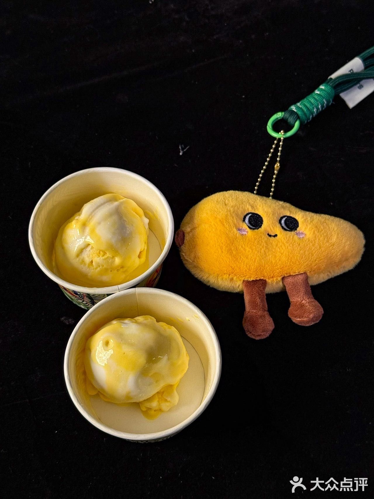 泰料脑袋集合！吃到上海no.1芒果冰了🥭