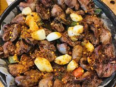 -老东镇啤酒屋海鲜加工·蒸汽海鲜·海鲜烧烤(台东店)