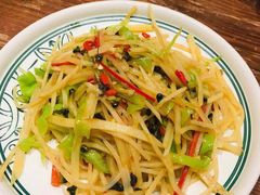 皱皮椒土豆丝-云海肴·汽锅鸡·云南菜(美罗城店)