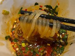 -乡土特色.冷锅鱼.牦牛肉汤锅