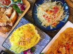 泰式凤梨菠萝炒饭-Hi YOU你的饭局泰餐厅(雍和宫店)