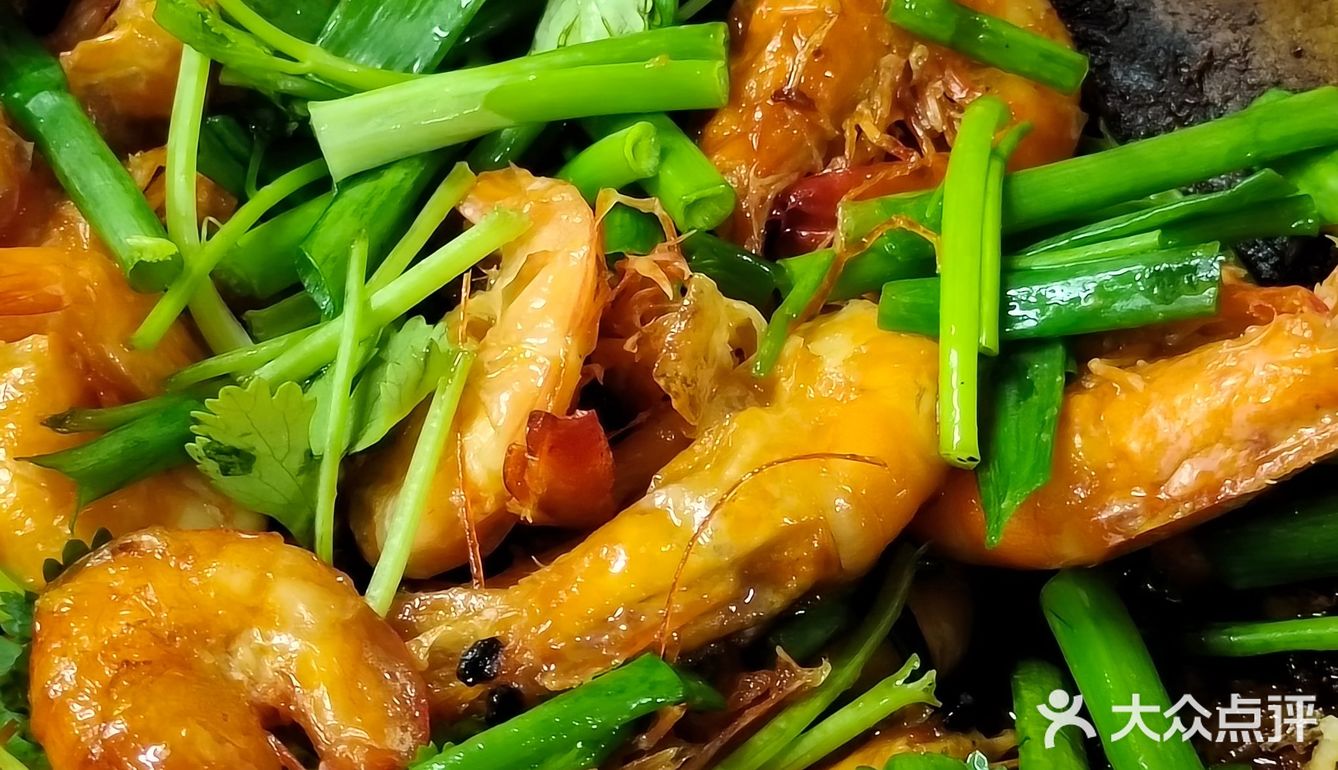 抵食夹大件的煲仔菜～秋哥美食