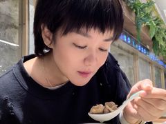 -老乡鸡(上海白玉兰广场店)