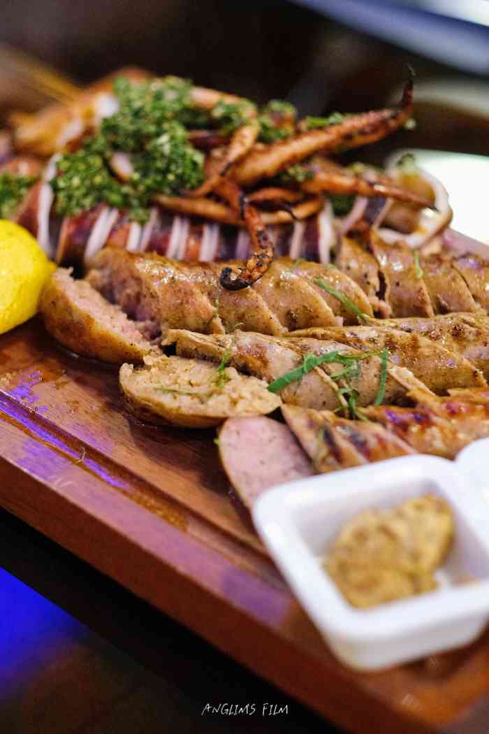 piggy bistro美式牛排西餐厅-"听说有个超浪漫的约会圣地,还没找到男