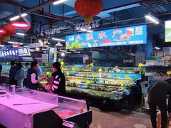 -渔人湾码头海鲜市场负二楼