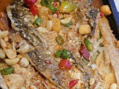 -里岛烤鱼(东港凯虹广场店)