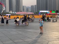 -东港音乐喷泉广场