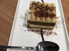 -必胜客(阿罗海店)