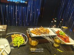 -最先生·烧烤·火锅·音乐聚会餐厅(大悦城店)