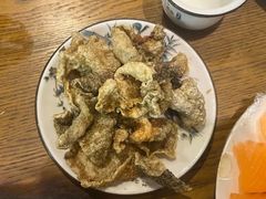 -三文彩虹鳟鱼庄