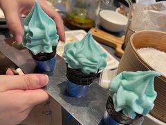 薄荷冰激淋-小大董·烤鸭(观景餐厅·南京西路店)