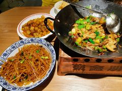 -聚鑫朋酸菜肥肠(文艺路口店)