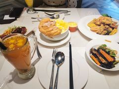 -港丽餐厅