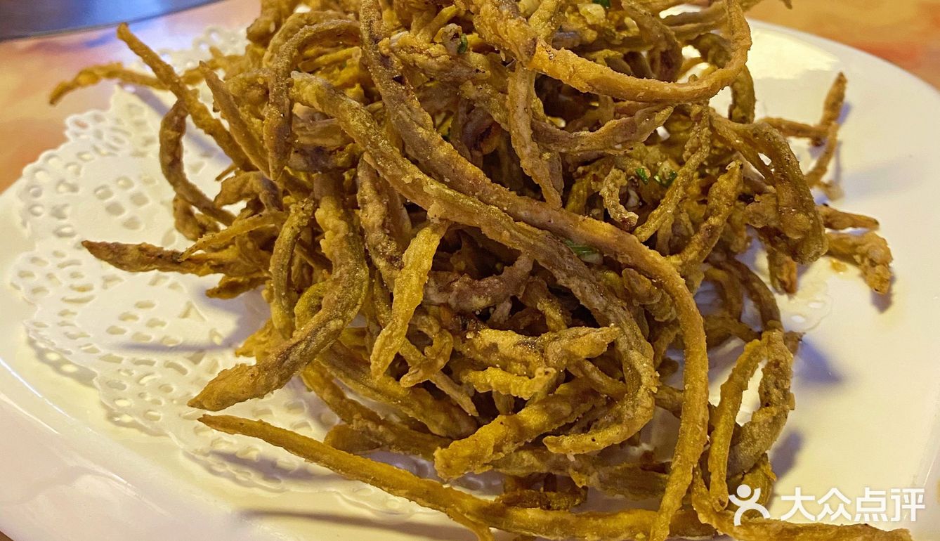 名字很好听的一家烧酒档，主打的也是一些闽南菜