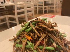 -闫府私房菜(经四路万达店)