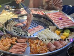 -哈哈碳都·牛肋条无限自助烤肉(宝龙店)
